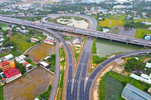 Các mảng kinh doanh cốt lõi của Giao thông Đèo Cả (HHV) đối mặt thách thức