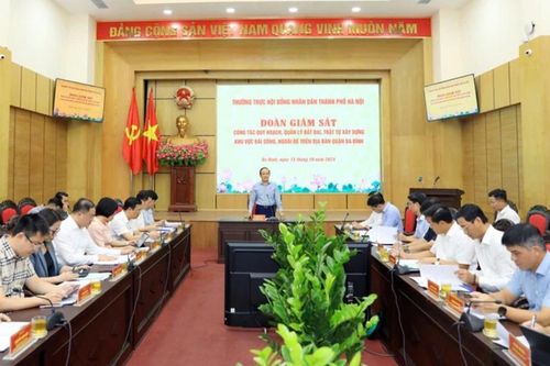 Hà Nội: Giám sát công tác quy hoạch, quản lý đất đai, trật tự xây dựng khu vực bãi sông, ngoài đê tại quận Ba Đình