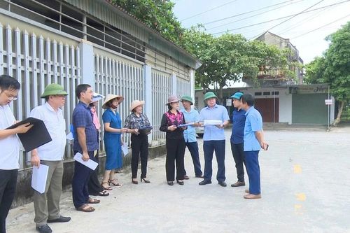Ghi lại hình ảnh, con số tại thực địa để có cơ sở giám sát