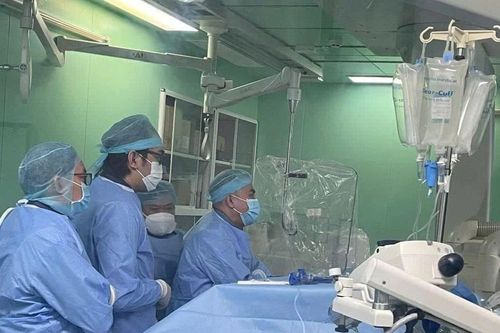 Truyền 52 đơn vị máu cứu sống sản phụ băng huyết sau sinh nguy kịch