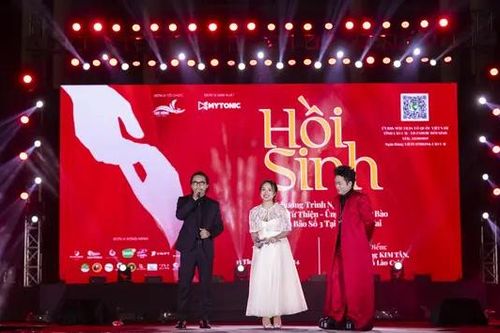 Liveshow 'Hồi sinh' quyên góp được gần 2,4 tỷ đồng