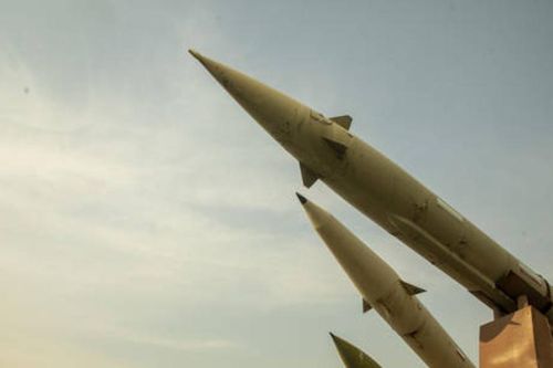 Tướng Iran nói Tehran sở hữu 'vũ khí bí mật' mạnh hơn bom hạt nhân