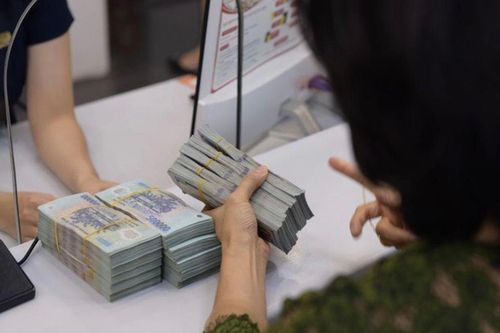 Trách nhiệm của người gửi tiền tiết kiệm là gì?