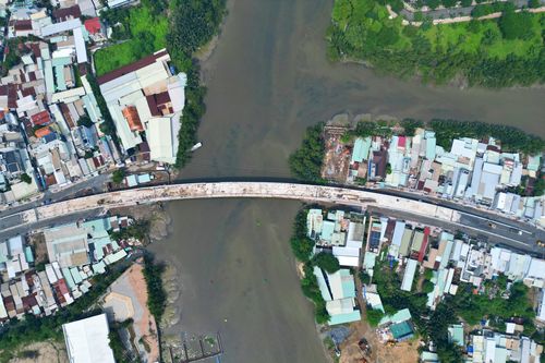 Diện mạo mới cầu Rạch Đỉa 'giải cứu' kẹt xe cửa ngõ phía Nam TP.HCM