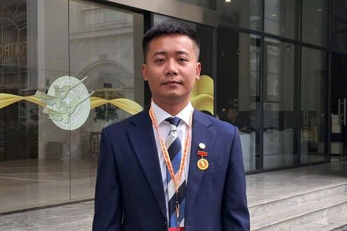 Quang Linh Vlogs - từ thanh niên đi xuất khẩu lao động đến đại biểu Đại hội MTTQ