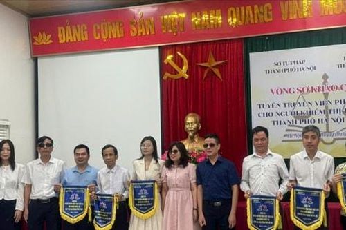 Thi tuyên truyền viên pháp luật giỏi cho người khiếm thị ở Hà Nội