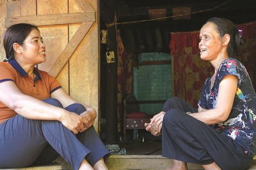 Chuyện về nữ Chủ tịch Mặt trận người Bru - Vân Kiều