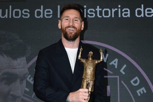 Giải thưởng của Messi gây tranh cãi