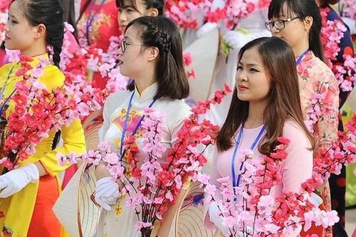 Phụ nữ Việt Nam: Tự tin, bản lĩnh và tỏa sáng trong thời đại mới