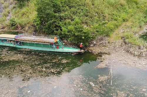 Cần sự chung tay dọn rác lòng hồ thủy điện Tuyên Quang