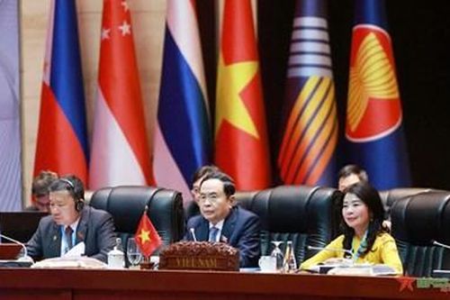 Chủ tịch Quốc hội Trần Thanh Mẫn dự phiên họp Ban Chấp hành AIPA-45