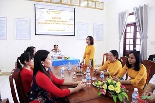 Lữ đoàn 162 (Vùng 4 Hải quân) gặp mặt hội viên phụ nữ