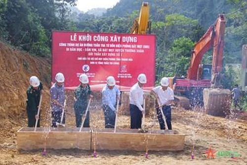 Khởi công xây dựng công trình đường tuần tra biên giới tại Bát Mọt