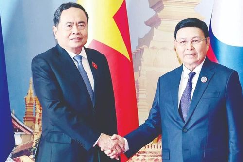 Không ngừng vun đắp mối quan hệ hữu nghị vĩ đại, đoàn kết đặc biệt Việt Nam - Lào