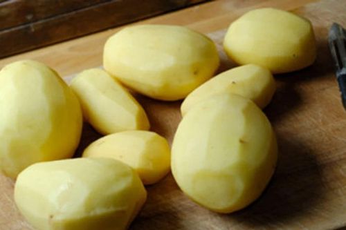 Có nên ăn khoai tây mọc mầm?