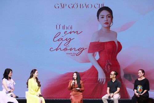 'Ừ thôi em lấy chồng' của Khánh Thy: Tận cùng cảm xúc tan vỡ