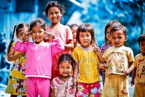 Đưa quyền con người đến gần hơn với thế hệ trẻ