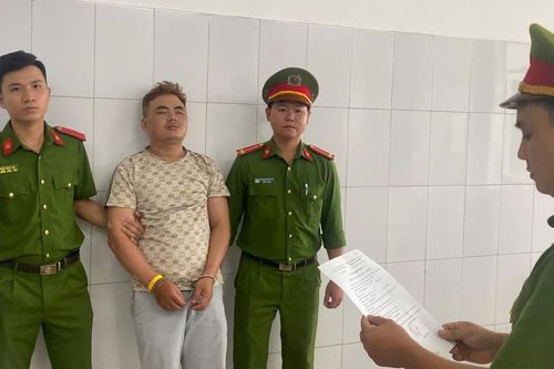 Khởi tố, bắt tạm giam đối tượng sát hại bạn gái ở nhà nghỉ