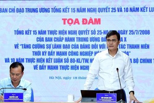 'Bằng cấp ghê gớm, nhưng không kỹ năng thì chỉ có thể... bán kem trước cổng nhà máy'