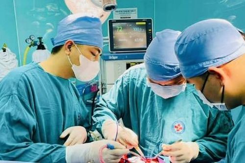 Cứu người đàn ông chấn thương sọ não do TNGT