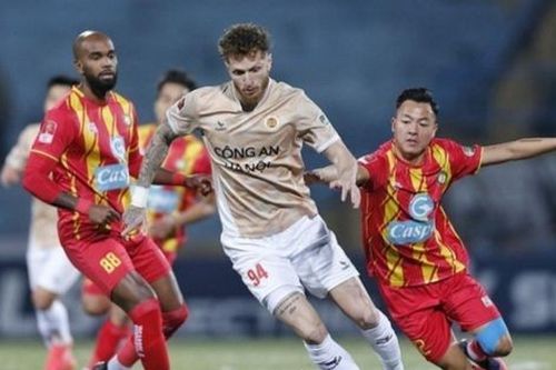 Đội tuyển Việt Nam nhận 'báo động đỏ' trên bảng xếp hạng FIFA; Cựu tiền đạo Công an Hà Nội FC xin nhập tịch Việt Nam
