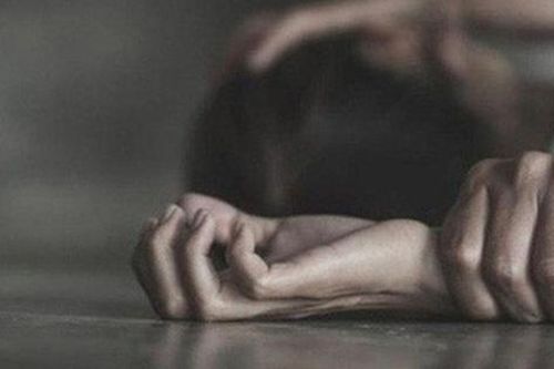 Điều tra vụ nữ sinh lớp 10 nghi bị xâm hại tập thể sau cuộc nhậu