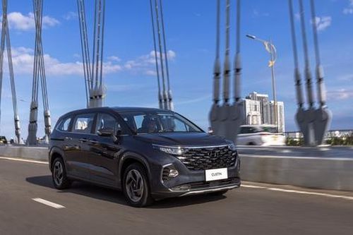 Hyundai Custin, chiếc MPV đầy cá tính