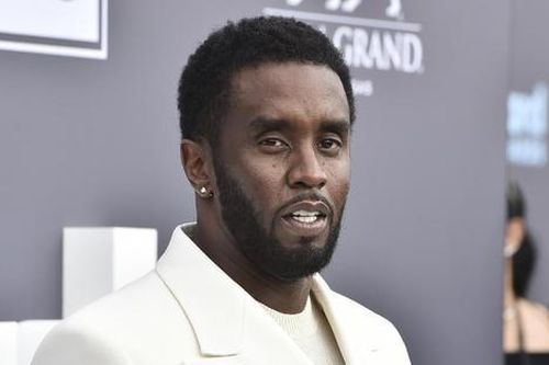 Công bố rúng động về cách Diddy dùng 1.000 chai dầu trẻ em để tấn công nạn nhân