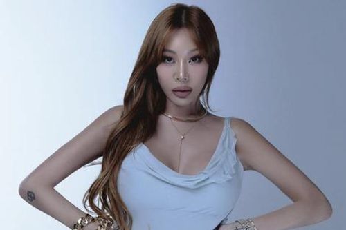 Jessi rời công ty giữa ồn ào