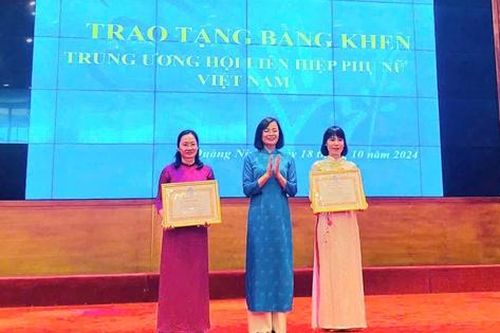 Quảng Ninh: Biểu dương nữ cán bộ, đoàn viên công đoàn, cán bộ Hội LHPN tiêu biểu
