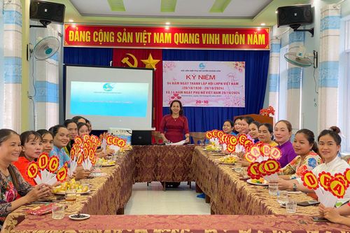 Hội Liên hiệp Phụ nữ huyện Khánh Sơn: Tọa đàm chào mừng Ngày Phụ nữ Việt Nam