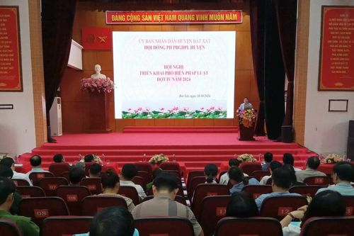119 người được phổ biến giáo dục pháp luật đợt IV/2024