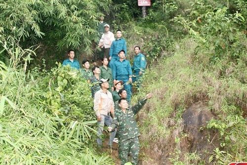 Tú Nang giữ xanh rừng