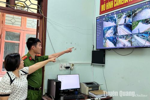 Khi phụ nữ làm 'Dân vận'