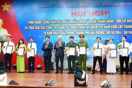 TP.Hải Dương vinh danh, biểu dương 38 công dân tiêu biểu và điển hình nói lời hay, hành động đẹp