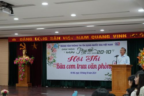 Hội thi 'Bữa trưa văn phòng' chào mừng ngày Phụ nữ Việt Nam 20/10