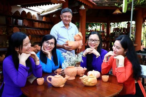 Phát triển sản phẩm đặc thù: 'Đòn bẩy' nâng tầm du lịch Vĩnh Long
