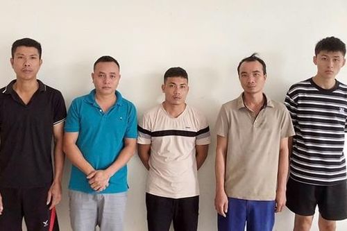 Đốt pháo nổ trong đám cưới, 5 đối tượng bị tạm giữ hình sự