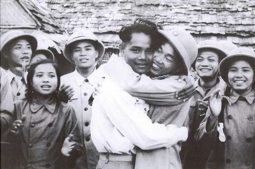 Khẳng định liên minh chiến đấu trong sáng, thủy chung Việt Nam - Lào