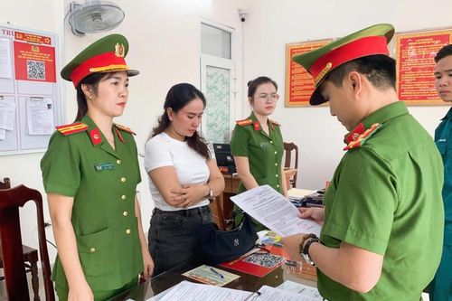 Cho vay lãi suất 'cắt cổ' 730%/năm, nữ quái ở Quảng Nam bị bắt