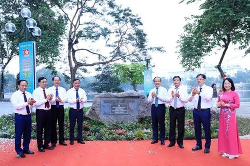 Hà Nội: Công trình vườn hoa hồ Thiền Quang được gắn biển với tổng mức đầu tư hơn 88,7 tỷ