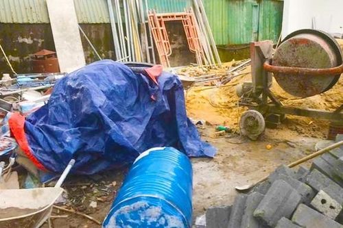 Người đàn ông tử vong thương tâm khi cắt thùng phuy