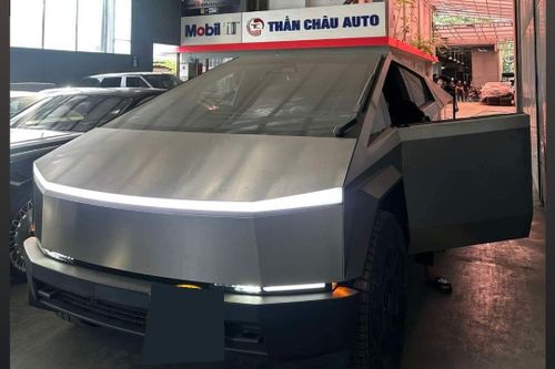Tesla Cybertruck Foundation Series bất ngờ xuất hiện tại Việt Nam