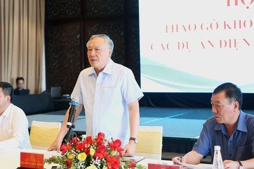 Tập trung tháo gỡ khó khăn, vướng mắc cho các dự án điện năng lượng tái tạo