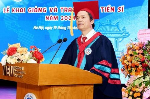 Thêm 91 tân tiến sĩ chuyên ngành kinh tế