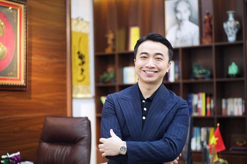 Học tiếng Anh qua những dự án lồng tiếng, viết truyện và đóng kịch