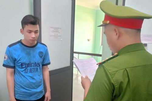 Xộ khám vì 'phá cho hôi'
