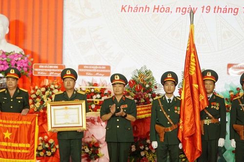 Trao danh hiệu Anh hùng Lực lượng vũ trang nhân dân tặng Tiểu đoàn 59