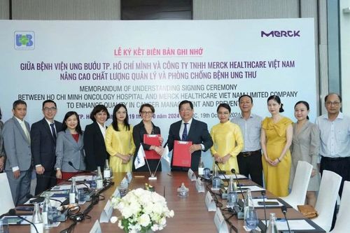 Nâng cao chất lượng điều trị và chăm sóc bệnh nhân ung thư
