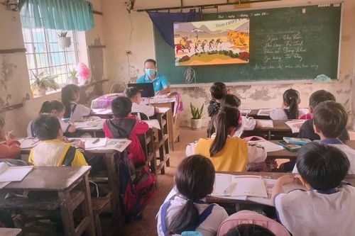 Tìm giải pháp hỗ trợ học sinh điểm lẻ tại Đồng bằng sông Cửu Long